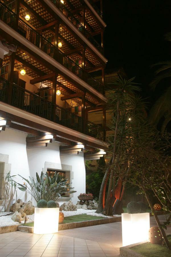 Hotel La Carolina Lloret de Mar Exteriér fotografie